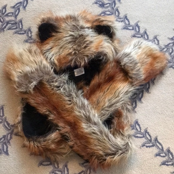 elysiumland Accessories - Faux fur fox animal hat